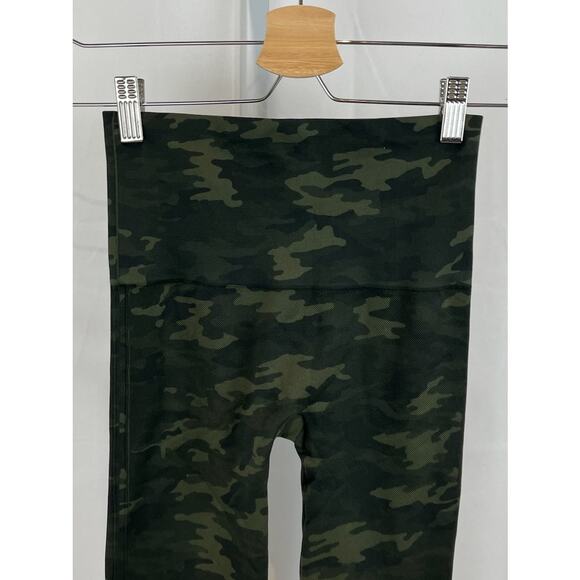 SPANX  Sz S Look At Me Now Leggings Stretch Pull On Camo Camouflage Green - Picture 4 of 6